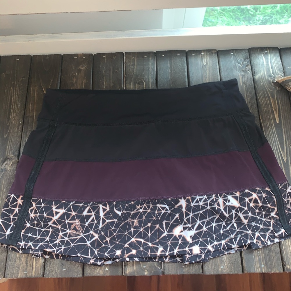 EUC Lululemon skirt